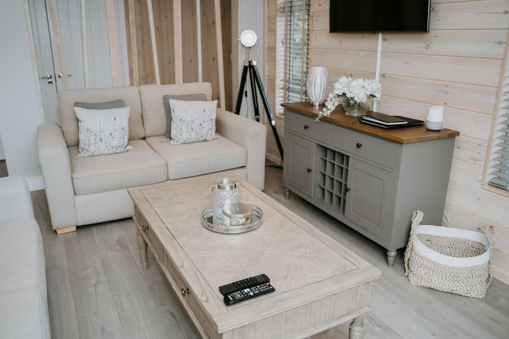 Casa Di Lusso Luxury Lodge 伍德哈尔温泉水疗 外观 照片