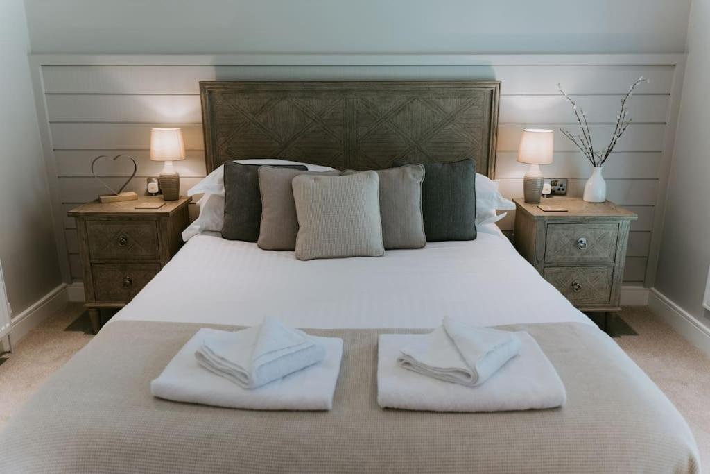 Casa Di Lusso Luxury Lodge 伍德哈尔温泉水疗 外观 照片